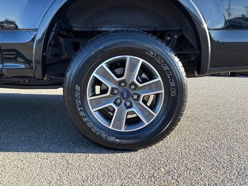 Used 2017 Ford F150 XLT AWD/4WD image 15