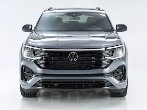 New 2026 Volkswagen Atlas Cross Sport SEL R-Line AWD/4WD image 16