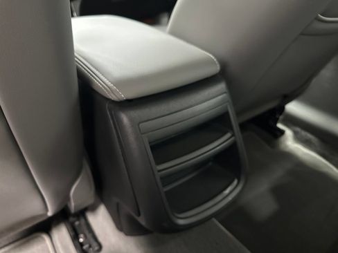 Used 2019 Chevrolet Impala LS FWD image 42