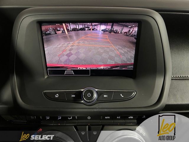 Used 2022 Chevrolet Camaro LT RWD image 13