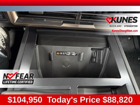 New 2025 GMC Hummer EV 2X w/ LPO, Dark Essentials Package image 33