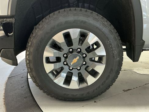 New 2026 Chevrolet Silverado 2500 Custom w/ Custom Convenience Package image 20