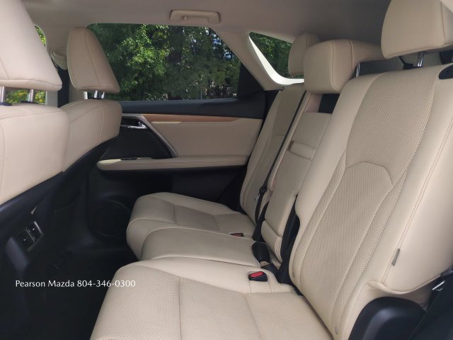 Used 2021 Lexus RX 350L Premium w/ Premium Package AWD/4WD image 16