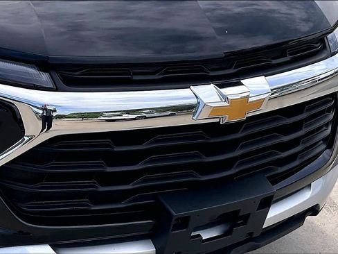 Used 2025 Chevrolet TrailBlazer LT AWD/4WD image 29