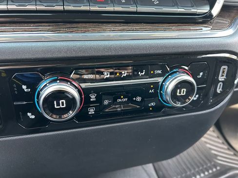 Used 2024 GMC Sierra 2500 SLE w/ SLE Value Package; AWD/4WD image 40