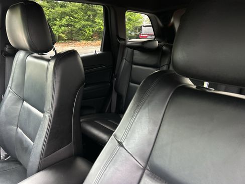 Used 2021 Jeep Grand Cherokee Limited w/ Luxury Group II AWD/4WD image 19