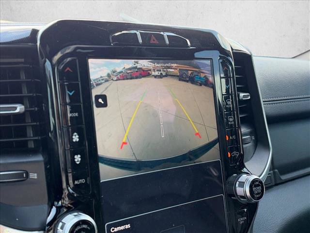 Used 2022 RAM 1500 Laramie AWD/4WD image 14