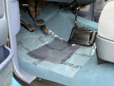 Used 1993 Ford F250 XLT image 14