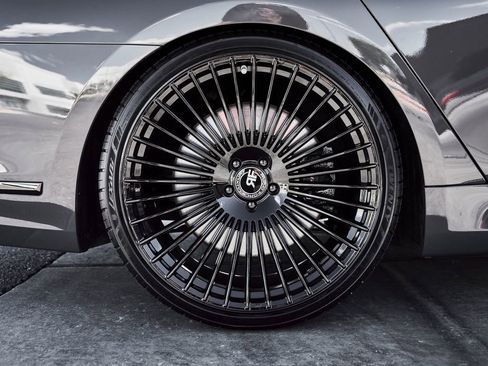 Used 2022 BMW M760i xDrive w/ Luxury Rear Seating Package AWD/4WD image 23