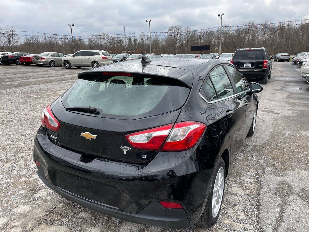 Used 2018 Chevrolet Cruze LT FWD image 5