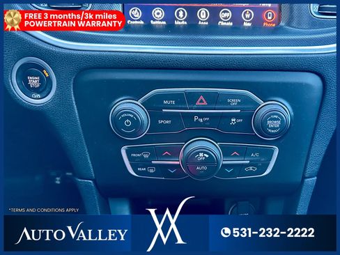 Used 2018 Dodge Charger R/T w/ Navigation & Travel Group image 34