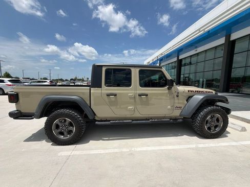 Used 2020 Jeep Gladiator Rubicon AWD/4WD image 4
