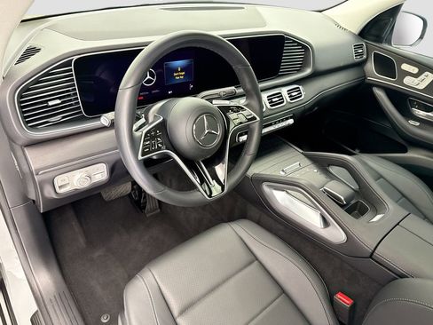 Certified 2025 Mercedes-Benz GLE 350 4MATIC image 9
