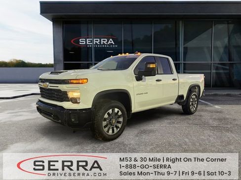 Used 2024 Chevrolet Silverado 2500 Custom w/ Custom Value Package image 1