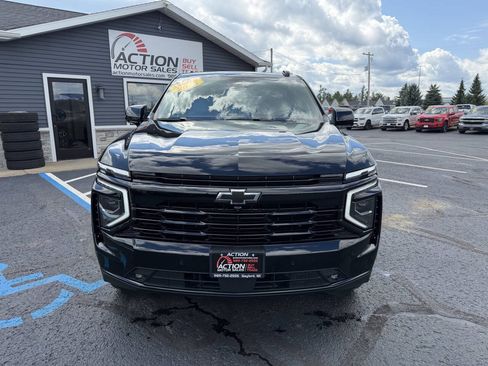Used 2025 Chevrolet Suburban RST w/ Comfort Package AWD/4WD image 8