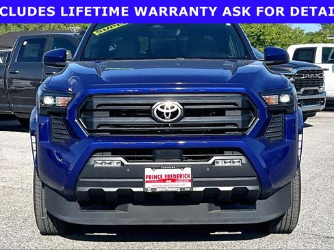 Used 2024 Toyota Tacoma SR5 AWD/4WD image 2