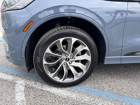 New 2026 Lincoln Aviator AWD image 10