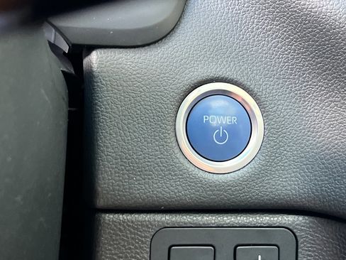 Certified 2024 Toyota Sequoia SR5 image 23