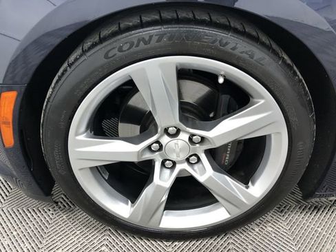 Used 2016 Chevrolet Camaro SS image 29