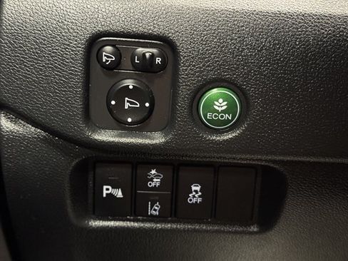 Used 2022 Honda Pilot Black Edition image 37