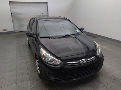 Used 2017 Hyundai Accent SE FWD image 14