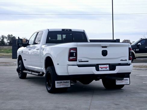 Used 2024 RAM 3500 Laramie w/ Night Edition AWD/4WD image 4