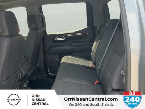 Used 2025 Chevrolet Silverado 1500 LT AWD/4WD image 13