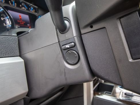 Used 2013 Ford F150 Platinum AWD/4WD image 37