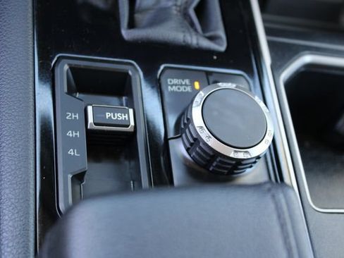 Used 2022 Toyota Tundra Limited AWD/4WD image 30