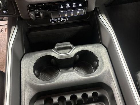 New 2026 RAM 1500 4x4 Crew Cab image 14