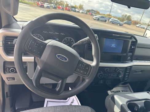 Used 2025 Ford F250 XLT image 10