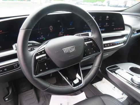 Certified 2024 Cadillac Lyriq Sport w/ LPO, Floor Liner Package AWD/4WD image 14