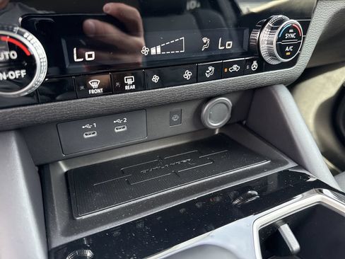 New 2026 Mitsubishi Outlander LE FWD image 30