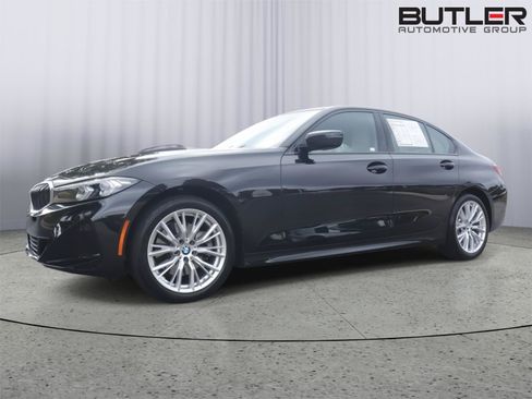 Used 2023 BMW 330i Sedan w/ Premium Package RWD image 1