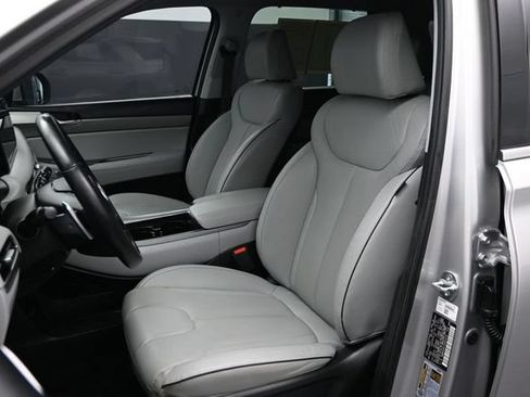 Used 2025 Hyundai Palisade SEL FWD image 5
