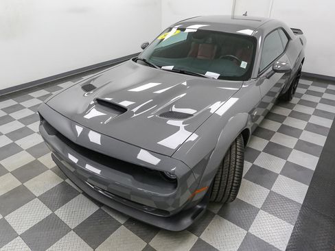 Used 2023 Dodge Challenger R/T Scat Pack image 6