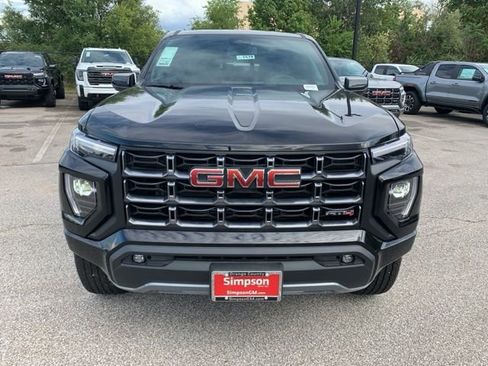 New 2025 GMC Canyon AT4 image 9
