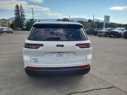 Used 2023 Jeep Grand Cherokee L Laredo AWD/4WD image 4