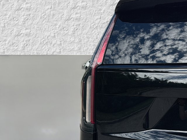 Used 2024 Cadillac Escalade Sport Platinum AWD/4WD image 10