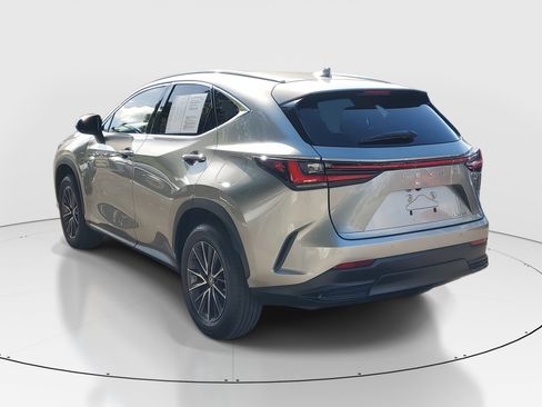 Certified 2022 Lexus NX 250 FWD w/ Premium Package image 5
