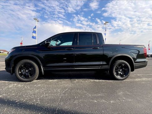 New 2026 Honda Ridgeline Black Edition image 3
