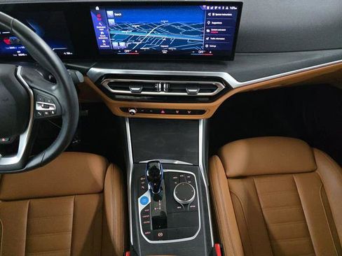 Used 2022 BMW i4 eDrive40 image 45