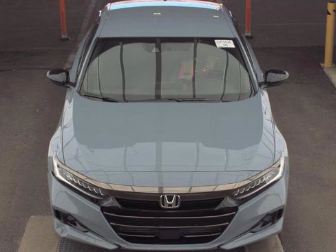 Used 2022 Honda Accord Sport image 2