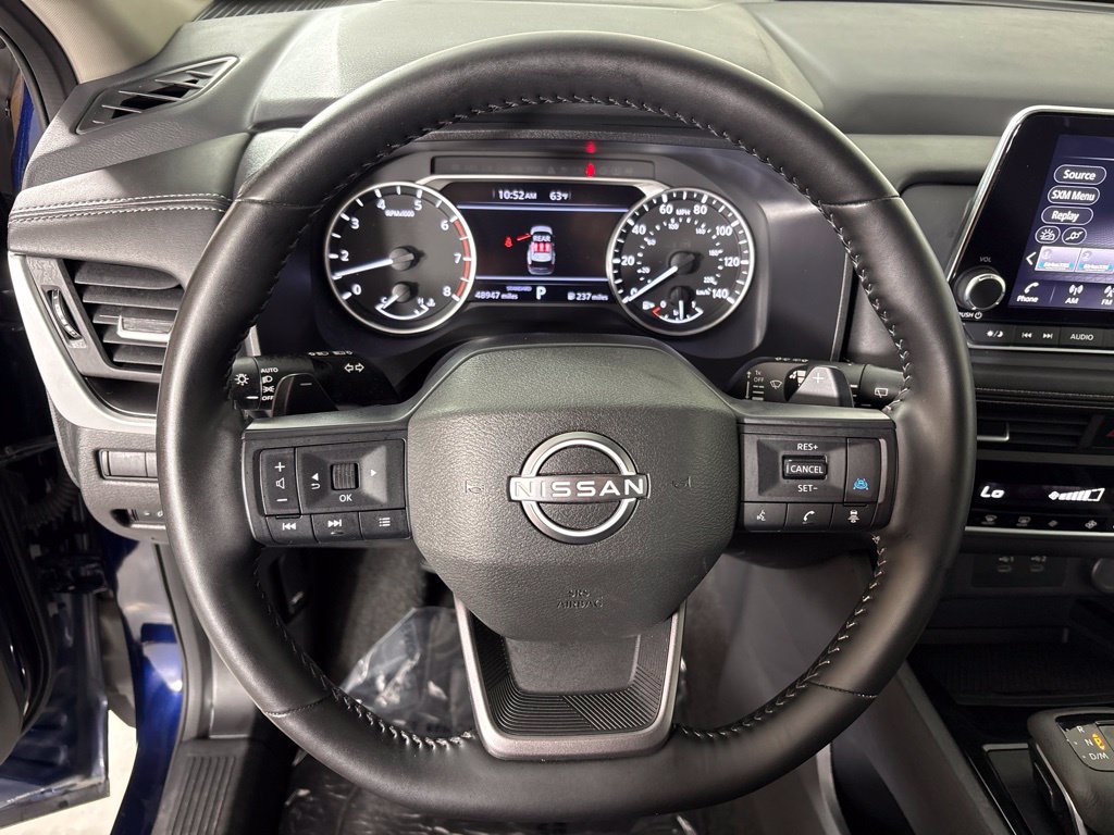Used 2025 Nissan Rogue SV FWD image 34