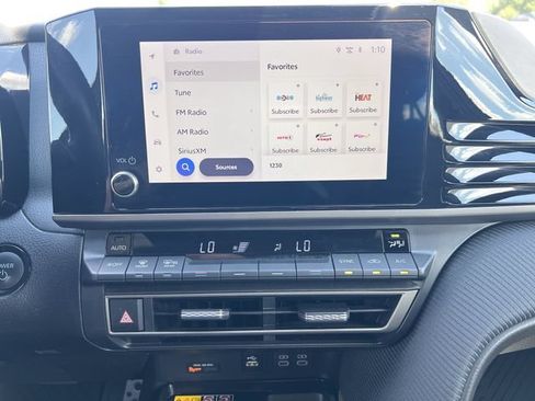 Used 2025 Toyota Camry SE FWD image 21