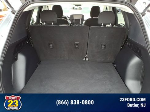 Certified 2022 Ford Escape SE image 13