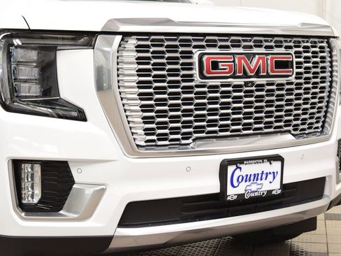 Used 2024 GMC Yukon XL Denali AWD/4WD image 13