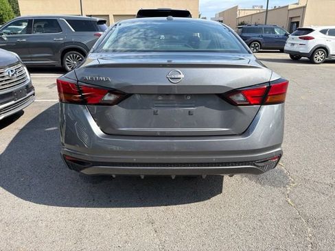 Used 2025 Nissan Altima 2.5 SV FWD image 6