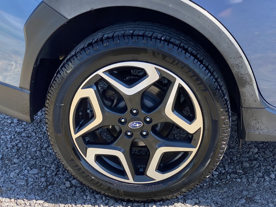 Used 2019 Subaru Crosstrek 2.0i Limited w/ Moonroof Package w/Navigation AWD/4WD image 9