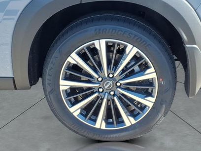 New 2026 Nissan Pathfinder Platinum